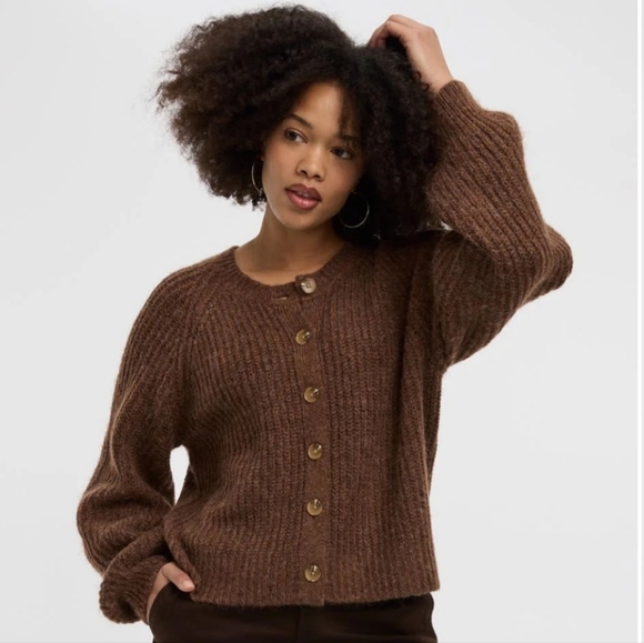 Long-Balloon-Sleeve Crew-Neck Cardigan - Picture 3 of 7